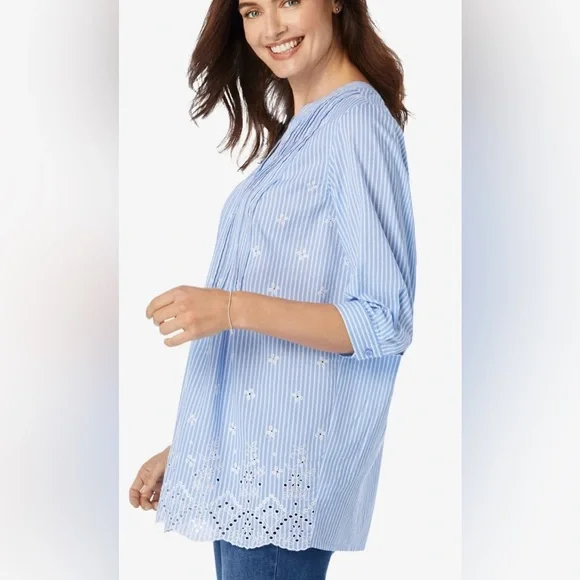 Women Within Blue Embroidered Pintuck Tunic
Size 1X 22/24 - Picture 3 of 8